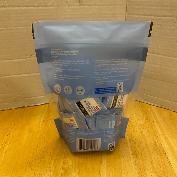 Neutrogena 20 individually wrapped make up remover wipes. NWT NIP fragrance free - Picture 3 of 3